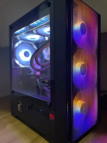 PC Gamer Ryzen 5 5600 e RX 7600 8gb