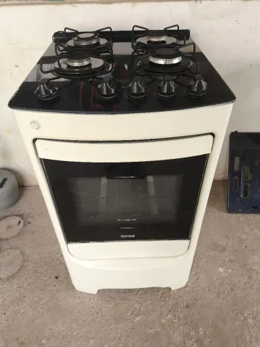 Fogão de 4 bocas a mesa vidro 