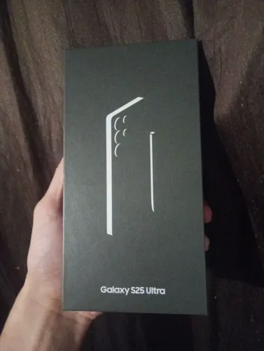 Samsung Galaxy S25 Ultra 512GB - Lacrado