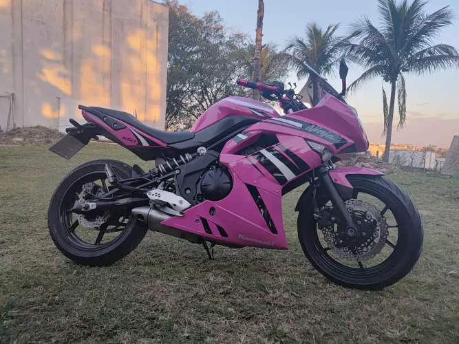Vende se Kawasaki ninja 650