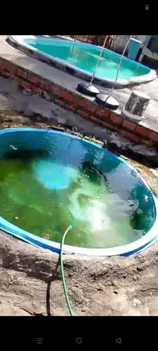 Vendo piscina infantil semi nova