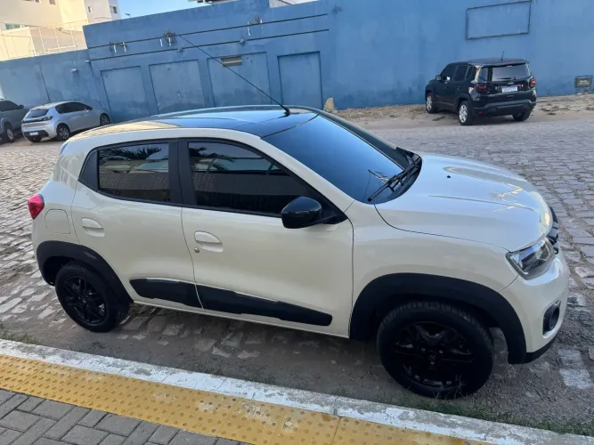 Renault Kwid Intense 1.0 Flex 12V 5P Mec. 2018