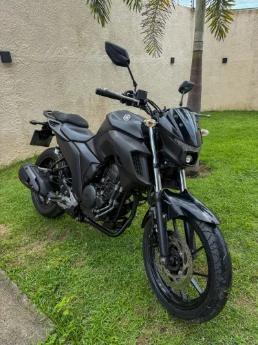 Fazer FZ25 2023