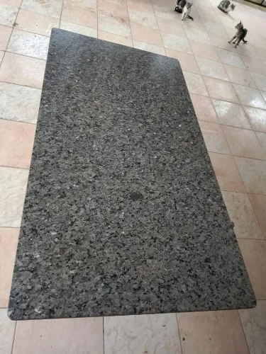 Pedra de granito conservada 