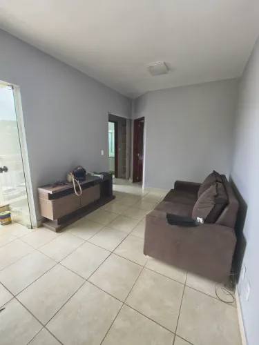 Alugo apartamento de 2 quartos no Vita Bella