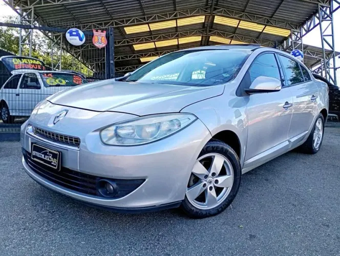 Renault Fluence Sed. Dynamique 2.0 16V Flex Aut. 2013