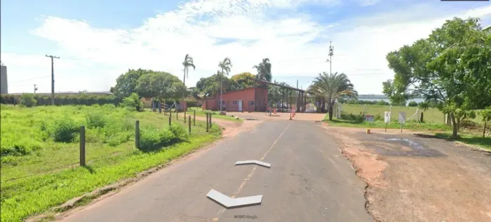 Imóvel para venda com 1250 metros quadrados em Condomínio Enseada Azul - Fronteira - MG