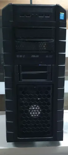 Gabinete Gigante Cooler Master
