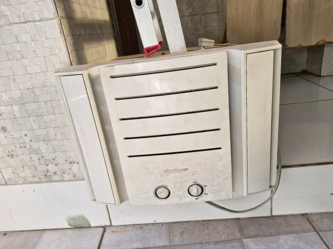 Ar condicionado com Defeito