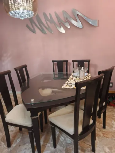 Mesa de jantar com 6 cadeiras