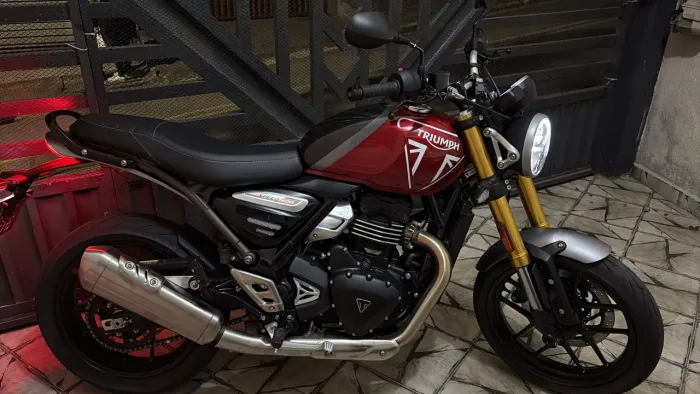 Triumph Speed 400 2025 - Troco por Nmax