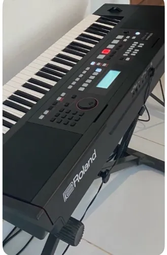 Teclado Roland É x50. Novo