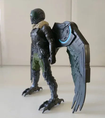 Abutre Hasbro Homem Aranha de volta ao lar