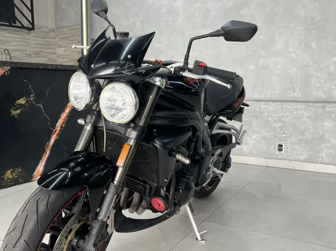 Triumph Speed 1000 cc