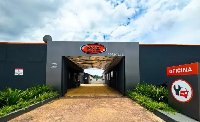Vaga auxiliar de mecânico automotivo