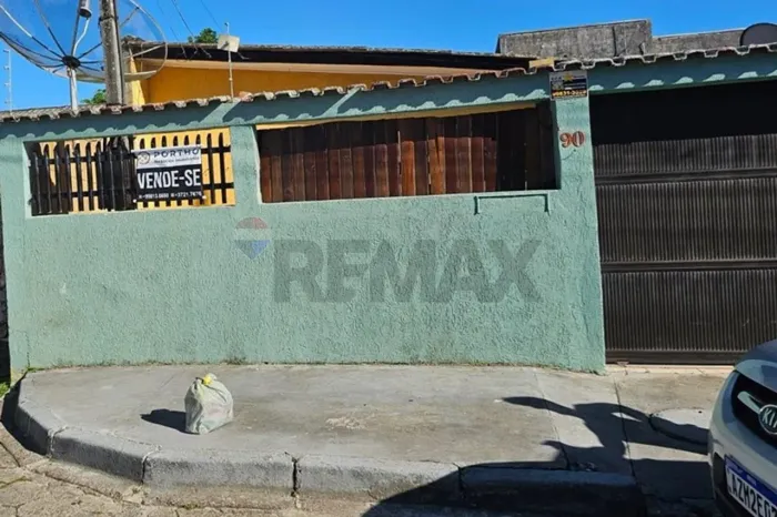 Casa à Venda no Jardim Araçá Conforto, Segurança e Excelente Localização