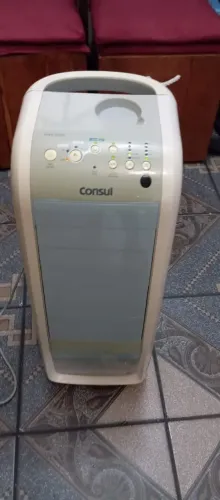 Climatizador de ar quente e frio com defeito 