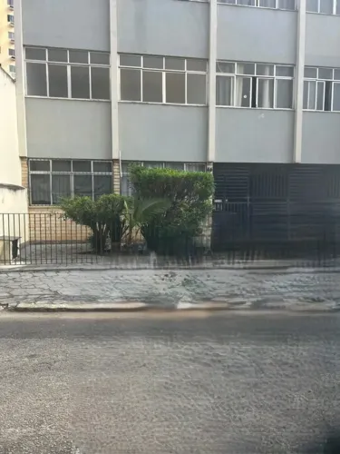 APARTAMENTO 02 QUARTOS E DOIS BANHEIROS  RUA JOAQUIM NABUCO      CENTRO