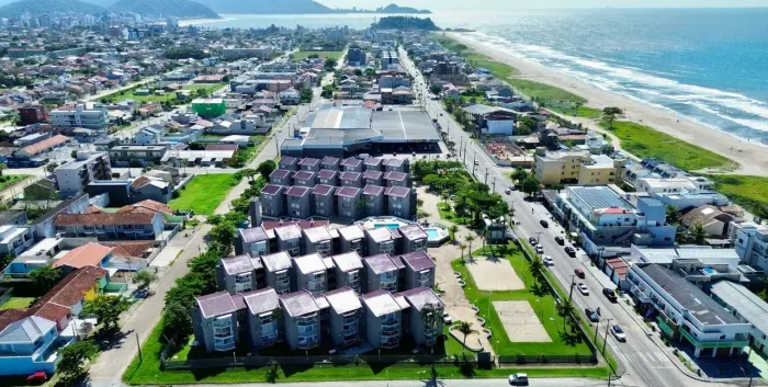 Apartamento 2 Quartos Suíte Mobiliado Reformado 50m da Praia Brejatuba Guaratuba R$550.000