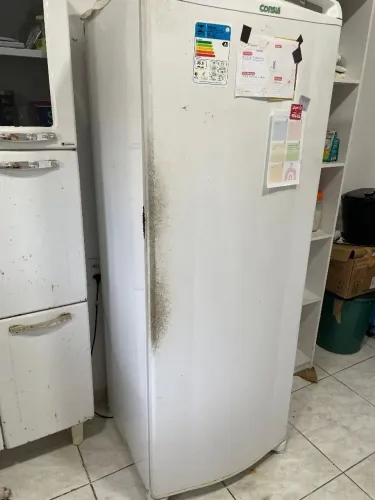 Geladeira usada