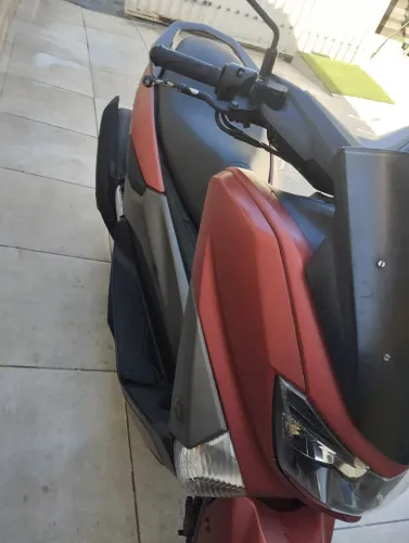 Vendo nmax vermelha 2019 abs