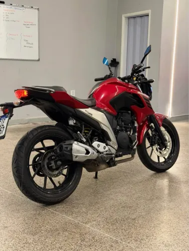 Yamaha Fazer 250 2022