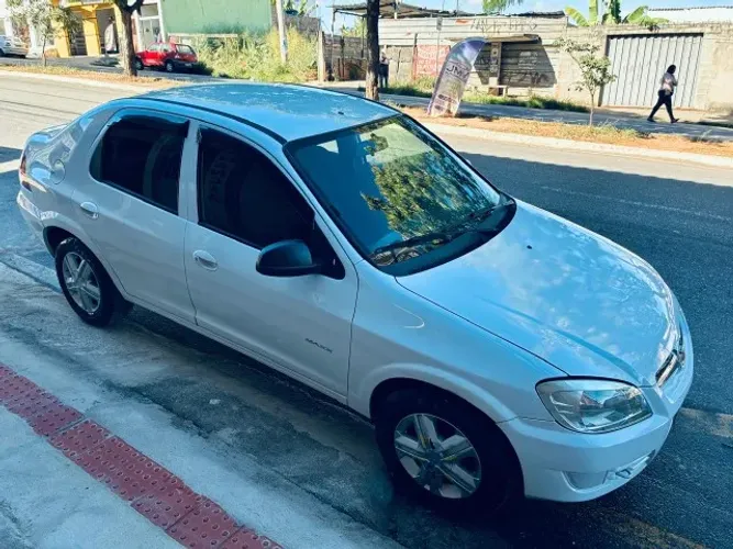 Chevrolet Prisma Sed. Maxx/ LT 1.4 8V Econof. 4P 2011