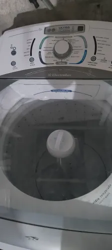 MÁQUINA DE LAVAR ELETROLUX SEMI NOVA