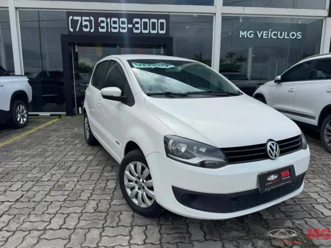 Volkswagen Fox 1.0 MI Total Flex 8V 3P 2014