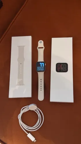 Apple Watch SE 2025