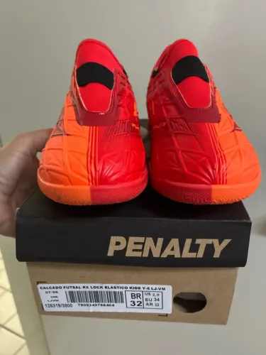 CHUTEIRA DE FUTSAL MARCA PENALTY
