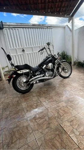 SHADOW 750 2011
