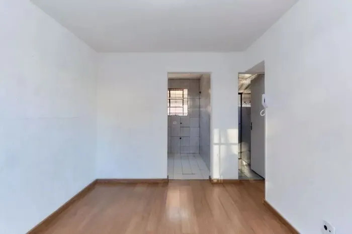 Apartamento com 2 dormitórios para alugar, 43 m² por R$ 1.652,00 - Cidade Industrial - Cur