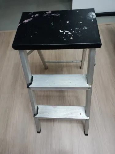 ESCADA 3 DEGRAUS ALUMÍNIO
