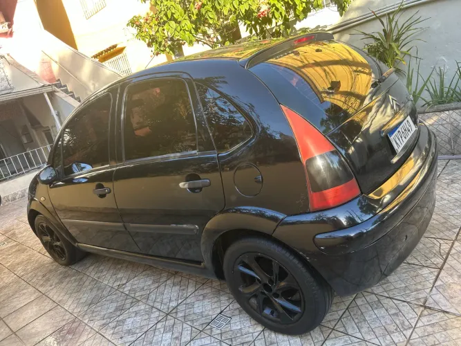 Citroen C3 GLX 1.4/ GLX Sonora 1.4 Flex 8V 5P 2012