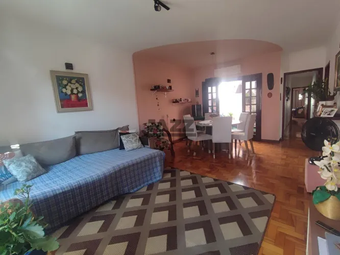 Casa à venda no bairro Nova Piracicaba, com 186m² de área construída, 3 quartos sendo 1