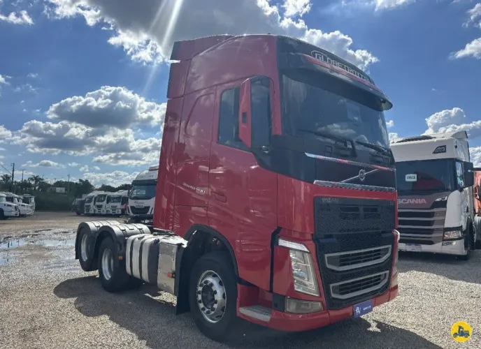 VOLVO FH-460 6X2<br>2019/2020<br>TETO ALTO<br>AUTOMÁTICO