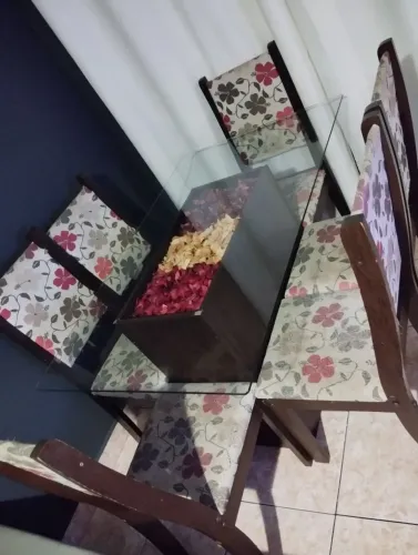 Mesa 6 cadeiras 