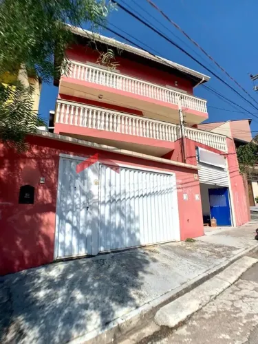 Casa em Avenida Vicente Pires Pardini - Jardim Estádio - Jundiaí/SP