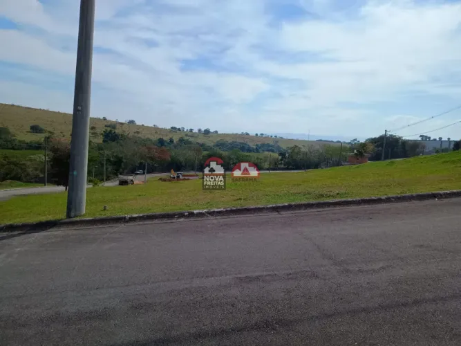 Terreno Plano no Condomínio Bella Vitta, Caçapava: O Início do Seu Projeto de Vida!