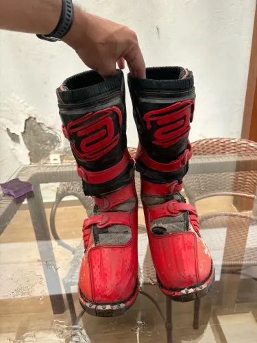 Bota ASW - tamanho 42