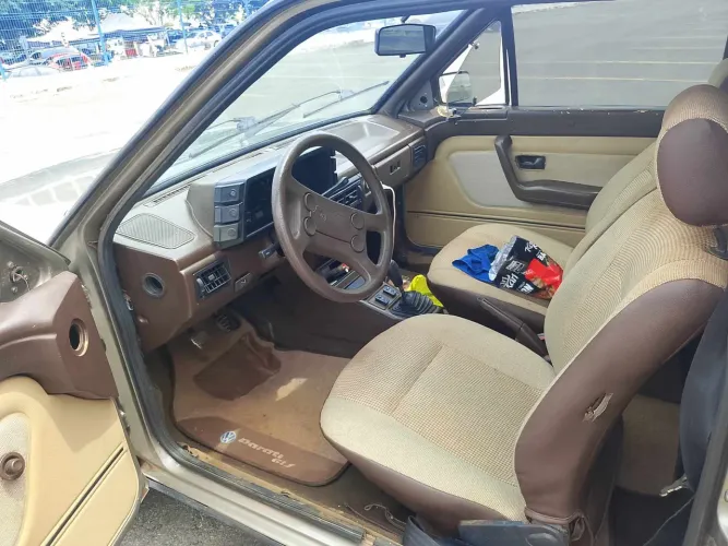 Volkswagen Parati Glsi 2.0 / GLS/ Surf 1.8 (álcool) 1989