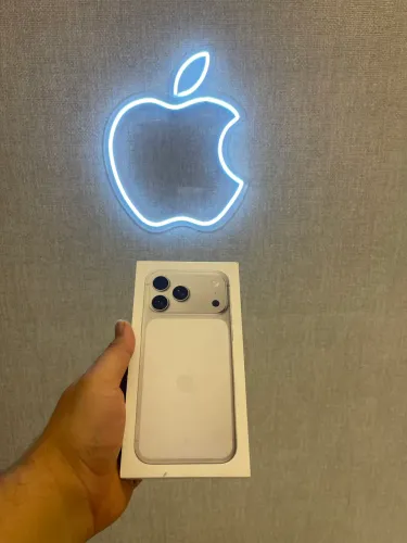 iPhone 17 Pro Max 256 gb silver/branco