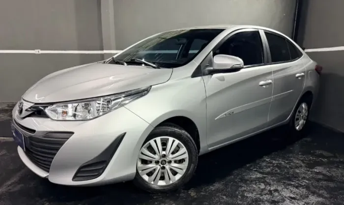 Toyota Yaris XL Live Sedan 1.5 Flex 16V 4P AUT 2021