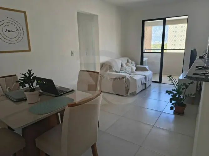 Apartamento no Condomínio Golden Village Residence com 2 Quartos, Lazer Completo, Garagem 