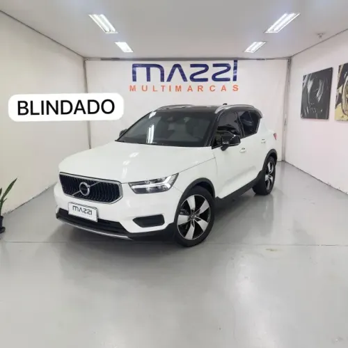 Volvo XC40 T-5 Momentum 2.0 252cv AWD 2018