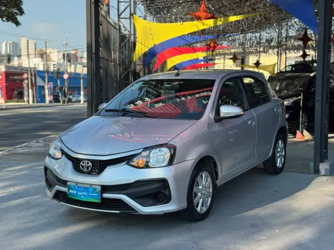 Toyota Etios X Plus 1.5 Flex 16V 5P Mec. 2020
