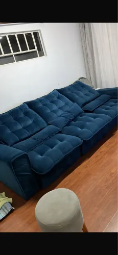 Vende sofá em perfeito estado seminovo 