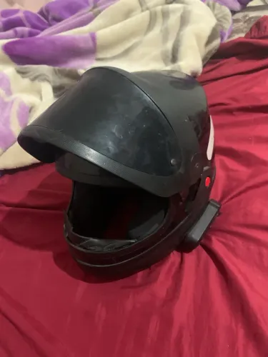 Vende-se capacete