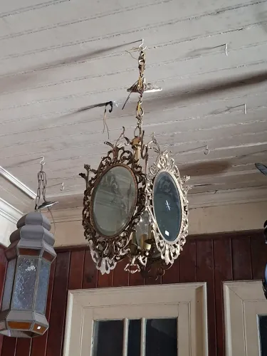 Lustre Metal Antigo